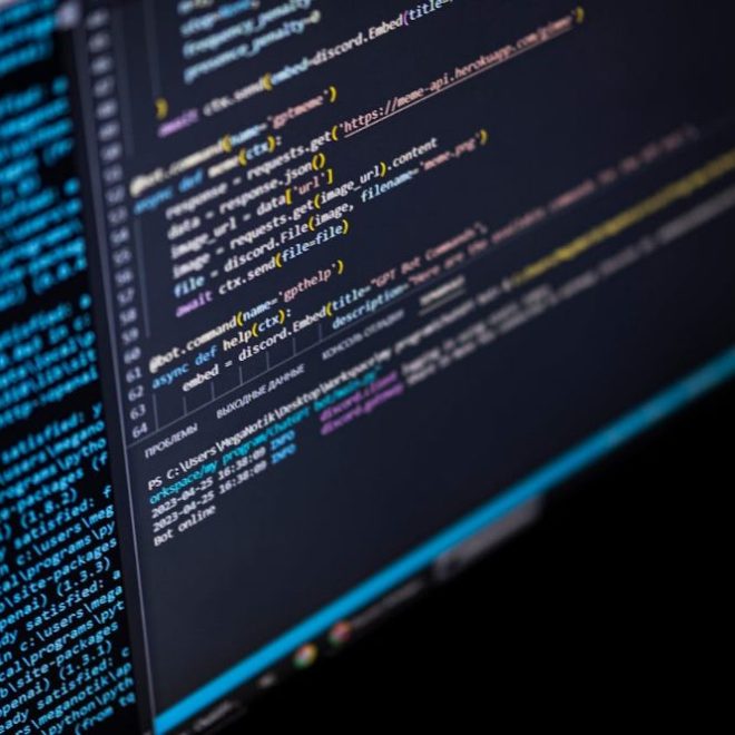 Python Destroy Object - How to Delete Objects with del Keyword